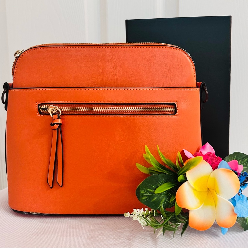 CtopoGo ~ Orange Crossbody Bag with Canvas Strap and Satin Interior - Picture 5 of 9
